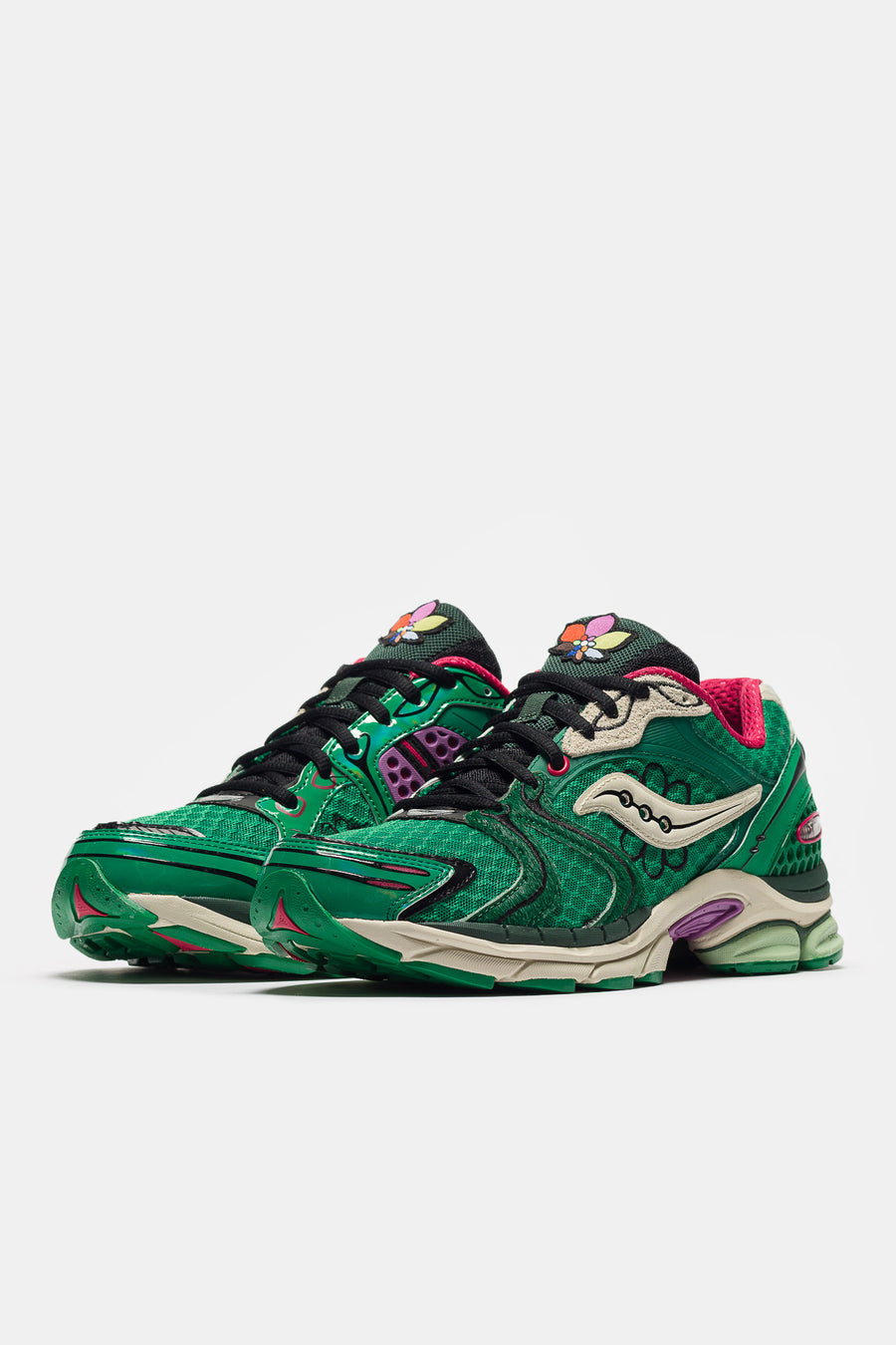Saucony Jae Tips ProGrid Triumph 4 Sneaker in Fern/Fern - Notre