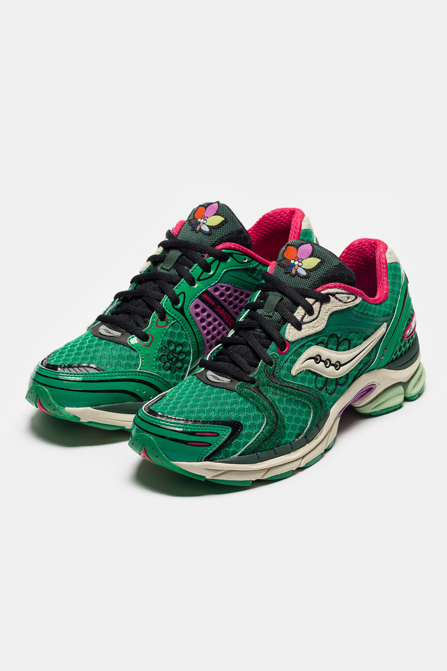 Saucony Jae Tips ProGrid Triumph 4 Sneaker in Fern/Fern - Notre