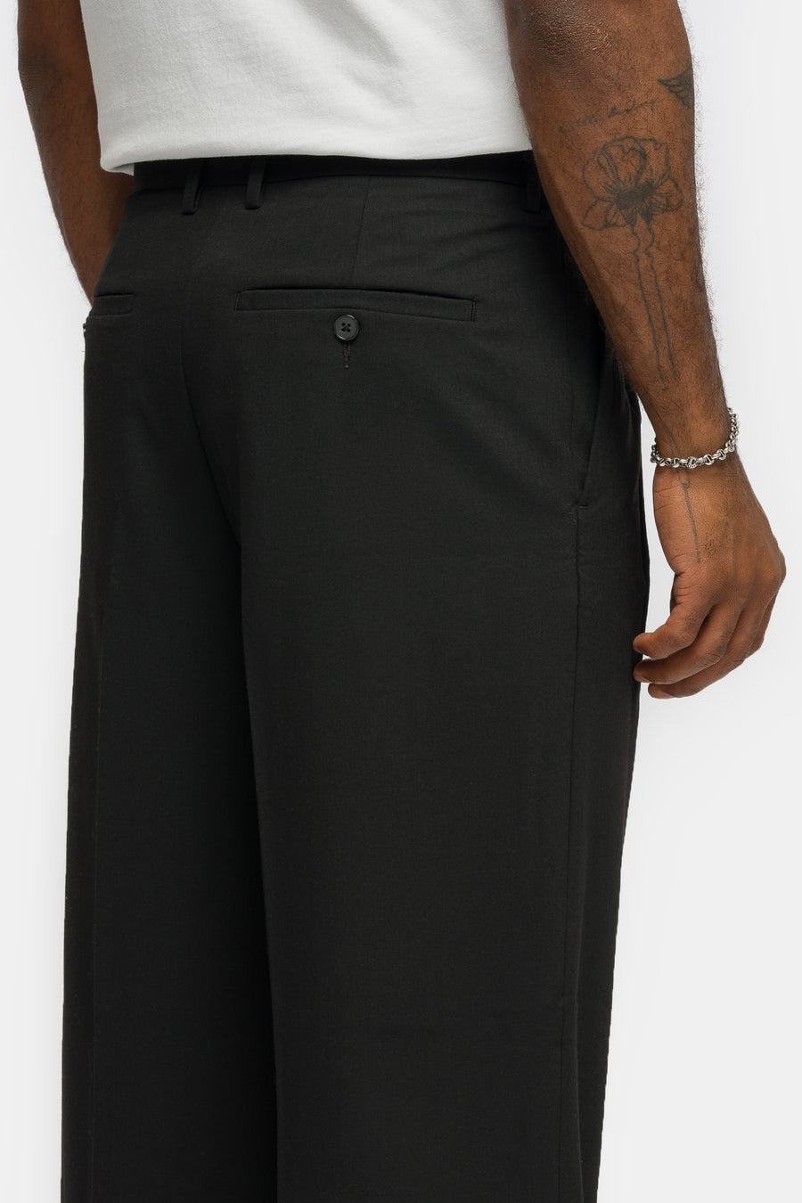 TODO PASA Esencial Trouser in Black - Notre