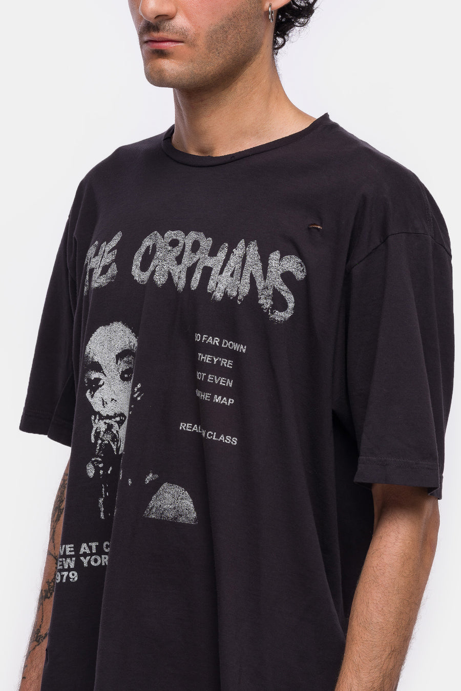 TODO PASA Orphans T-Shirt in Black - Notre