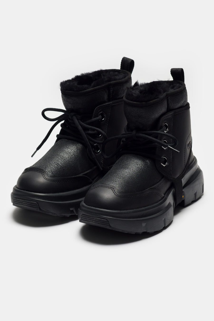 UGG JLD Boot in Black - Notre