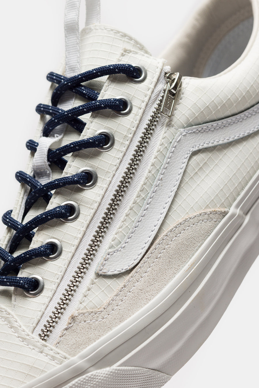Vans LX Old Skool 36 Zip Sneaker in Aspen Ice - Notre