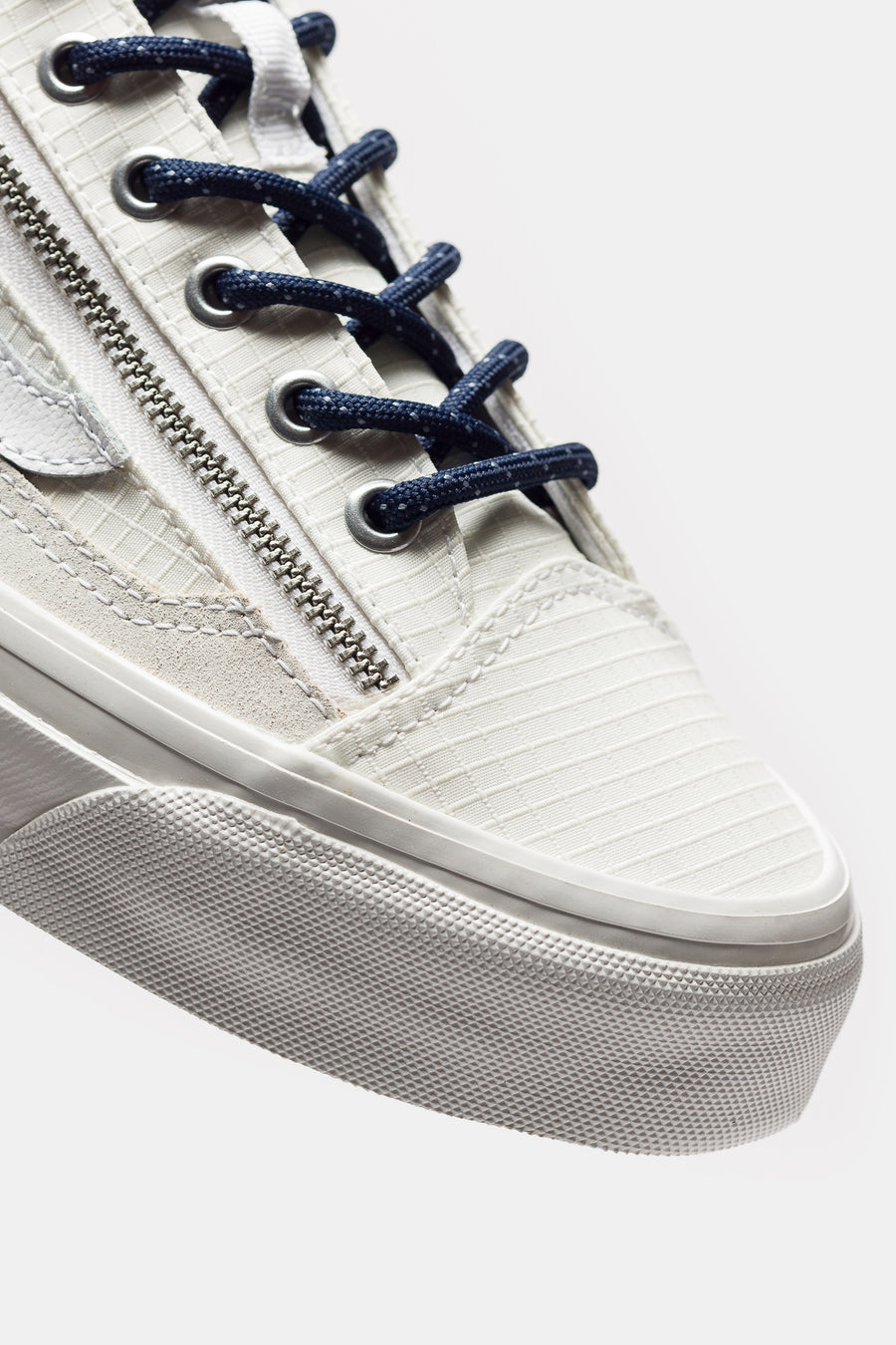 Vans LX Old Skool 36 Zip Sneaker in Aspen Ice - Notre