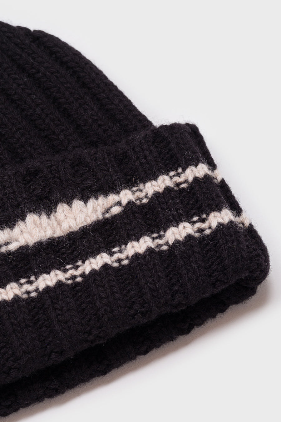 mfpen Court Beanie in Black - Notre