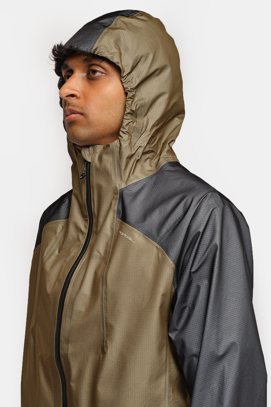 Portal Sphere LT Gore-Tex Jacket in Dark Olive - Notre