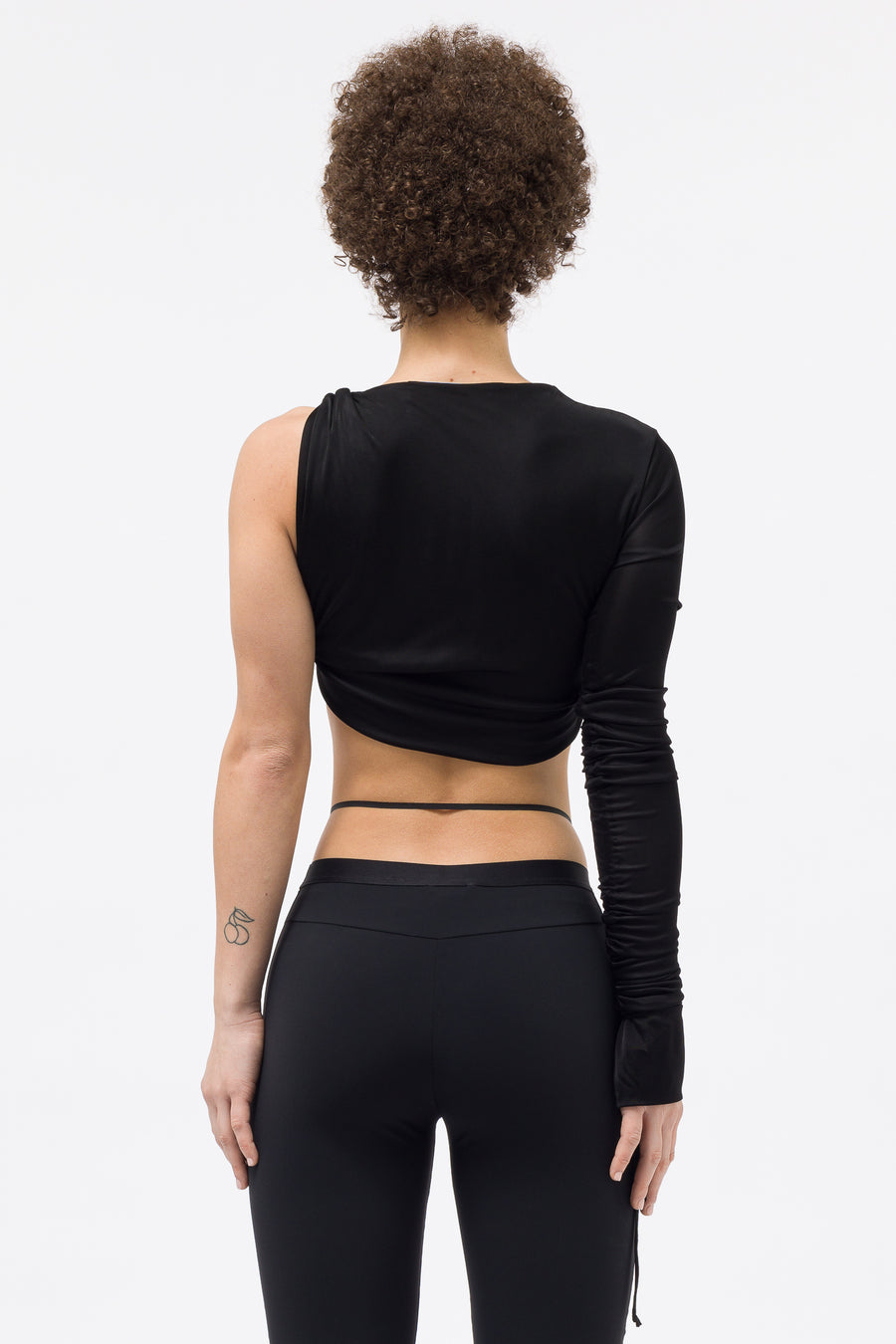ANDREĀDAMO Single Shoulder Blouse in Black - Notre