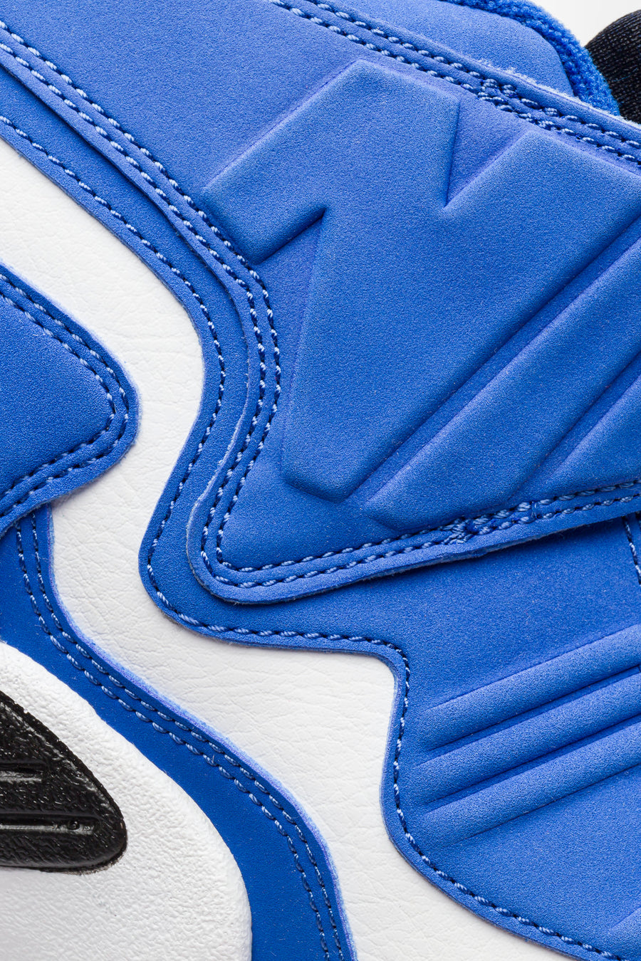 Nike Air Griffey Max 1 Sneaker in Varsity Royal/Black Volt - Notre
